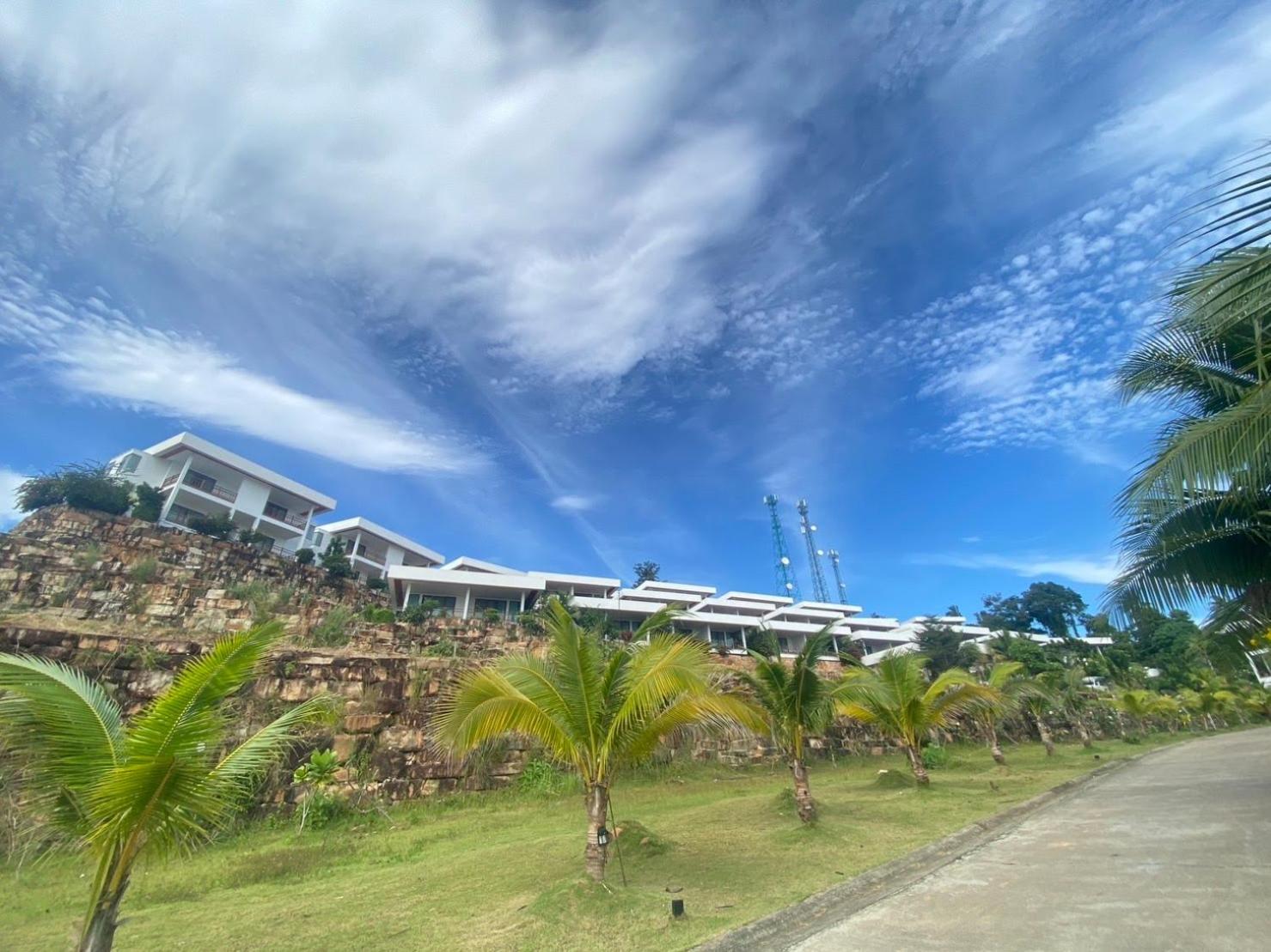 Phi Phi Mountain Beach Resort Sha Certified Exterior foto
