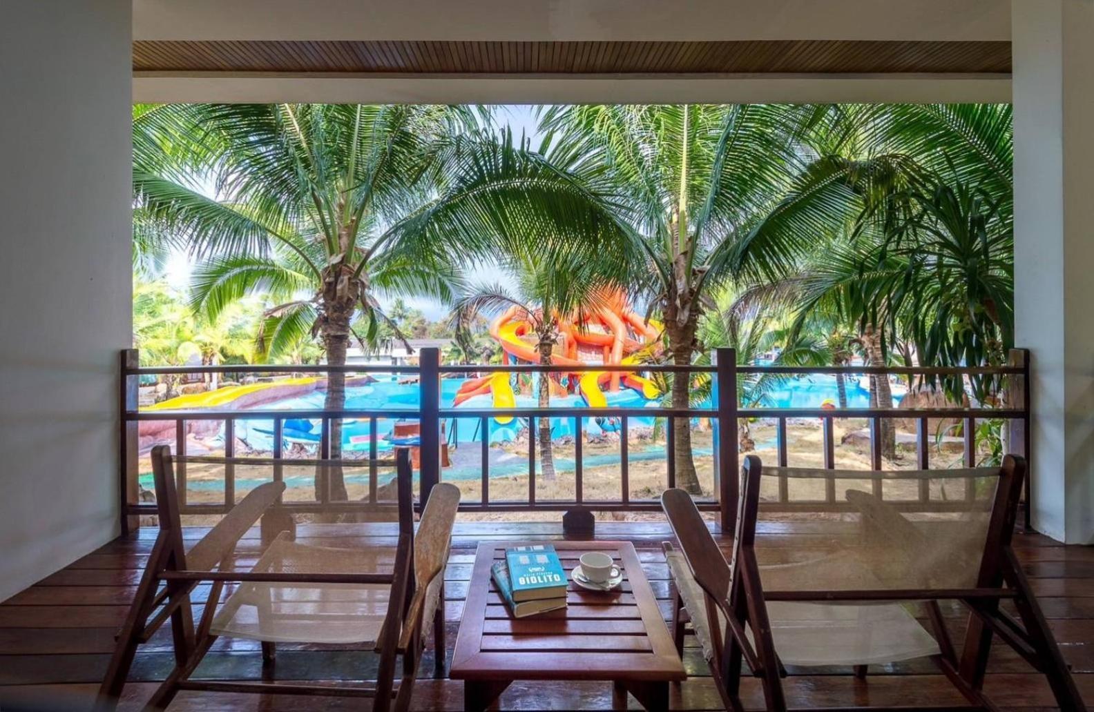 Phi Phi Mountain Beach Resort Sha Certified Exterior foto