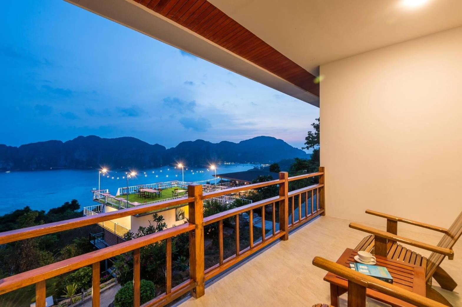 Phi Phi Mountain Beach Resort Sha Certified Exterior foto